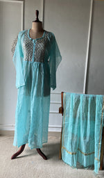 Load image into Gallery viewer, The set folded, kurta over dupatta