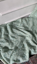 Load image into Gallery viewer, gala and front chikankari on mint green pure mul chanderi
