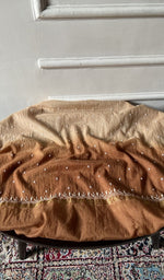 Load image into Gallery viewer, Kurta piece and dupatta laid out