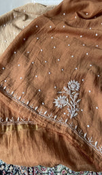 Load image into Gallery viewer, Close up of the thread work