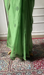 Load image into Gallery viewer, Pallu folded over the shoulder, work visible