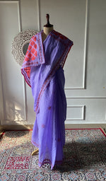 将图像加载到图库查看器中, Lavender cotton voile chikankari saree draped on the mannequin