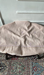 将图像加载到图库查看器中, Nude pure mul chanderi laid over the stool