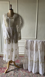 Load image into Gallery viewer, off white pure mul chanderi chikankari set on the mannequin, dupatta on the stand