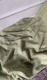 将图像加载到图库查看器中, Pistachio kurta piece laid out, work across the body