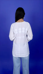 将图像加载到图库查看器中, Women's Lakhnavi Handcrafted Muslin Chikankari Top - HONC0179910