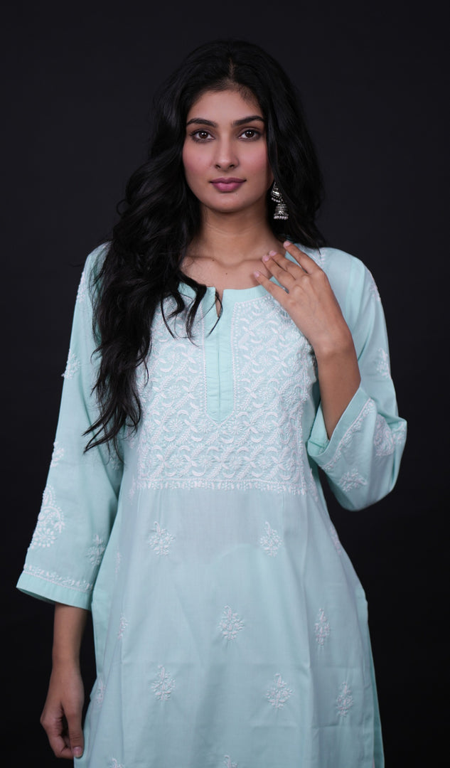 Gulnaaz Women's Lucknowi Handcrafted Mul Cotton Chikankari Kurti - HONC0161219