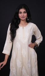 Load image into Gallery viewer, لکھنوی ہاتھ سے تیار کردہ ململ کپاس چکنکاری قرتی- HONC0133711