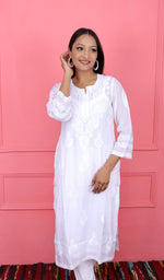 将图像加载到图库查看器中, Farida Women's Lucknowi Handcrafted Muslin Chikankari Kurti - HONC0180928