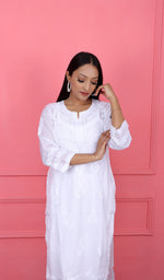 将图像加载到图库查看器中, Farida Women's Lucknowi Handcrafted Muslin Chikankari Kurti - HONC0180928