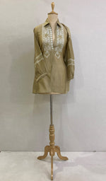 将图像加载到图库查看器中， Fiza Women&#39;s Lakhnavi Handcrafted Chanderi Silk Semi- Stitched Chikankari Top - HONC0201386
