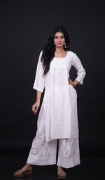 Load image into Gallery viewer, Women&#39;s Lucknowi Handcrafted Modal Cotton  Chikankari Kurti - HONC0151549
