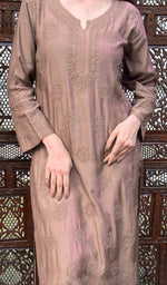 Load image into Gallery viewer, Women&#39;s Lucknowi Handcrafted Muslin Chikankari Kurti - HONC0225704
