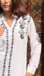 将图像加载到图库查看器中， Muskan Women&#39;s Lakhnavi Handcrafted Modal Cotton Chikankari Top - HONC0248922
