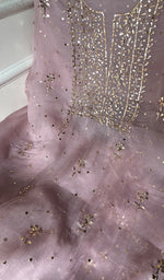 将图像加载到图库查看器中， Marifa Women&#39;s Lakhnavi Handcrafted Pure Organza Chikankari Unstitched Kurta And Dupatta Set- HONC0300624
