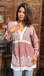 将图像加载到图库查看器中， Alshifa Women&#39;s Lakhnavi Handcrafted Modal Cotton Chikankari Top - HONC0246768
