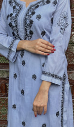 Load image into Gallery viewer, Women&#39;s Lucknowi Handcrafted Cotton Chikankari Kurti - HONC0229718
