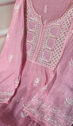 将图像加载到图库查看器中， Women&#39;s Lakhnavi Handcrafted Mul Chanderi Semi - Stitched Kurta And Dupatta Set - HONC0201966
