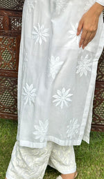 Load image into Gallery viewer, Women&#39;s Lucknowi Handcrafted Cotton Chikankari Kurti - HONC0234424
