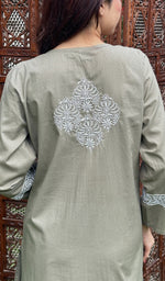 Load image into Gallery viewer, Women&#39;s Lucknowi Handcrafted Cotton Chikankari Kurti - HONC0234321
