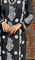 Load image into Gallery viewer, Women&#39;s Lucknowi Handcrafted Modal Cotton Chikankari Kurti - HONC0226943
