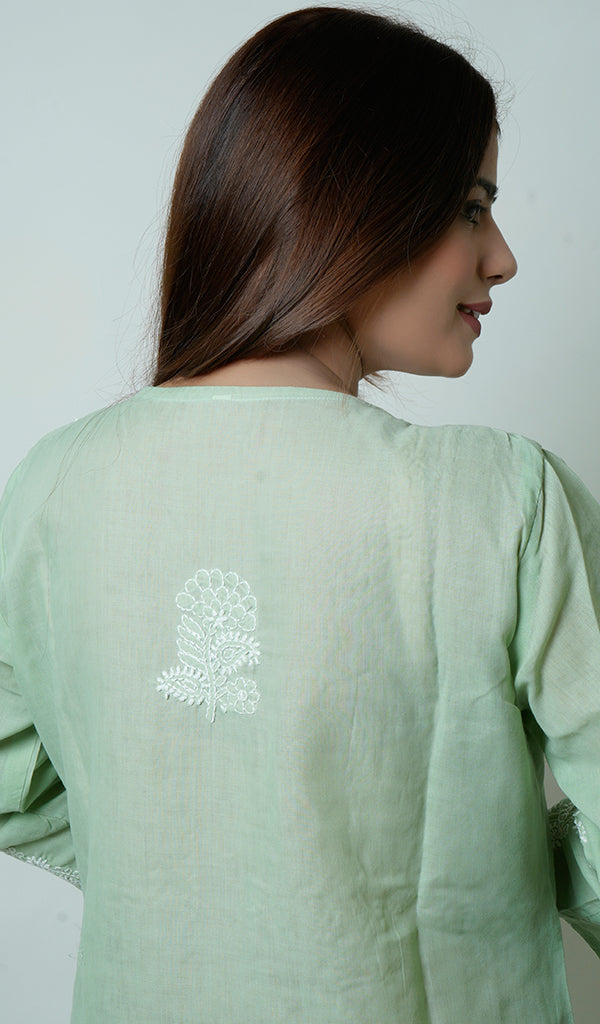 Buy online Chikankari Embroidered Short Kurti from Kurta Kurtis for Women  by Seva Chikan for ₹3099 at 23% off | 2024 Limeroad.com