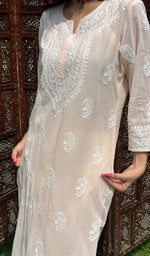 将图像加载到图库查看器中， Soniya Women&#39;s Lucknowi Handcrafted Cotton Chikankari Kurti -HONC0210116
