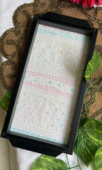 将图像加载到图库查看器中， Handcrafted Chikankari Tray with Two Coasters – Wooden Frame - HONC0310961
