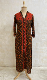 Load image into Gallery viewer, Women&#39;s Lucknowi Handcrafted Brown Cotton Chikankari Kurti - NC070058