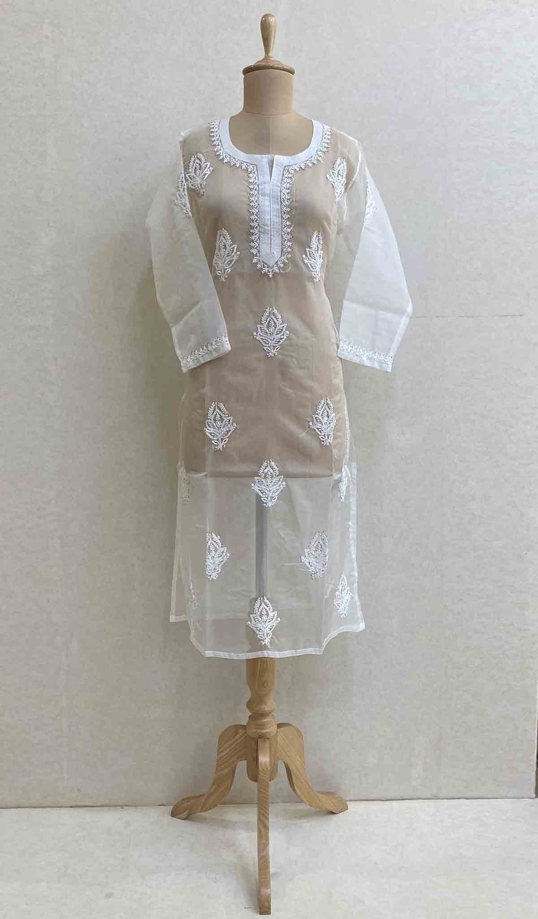 Women's Lakhnavi Handcrafted White Organza Chikankari Kurti - HONC029495