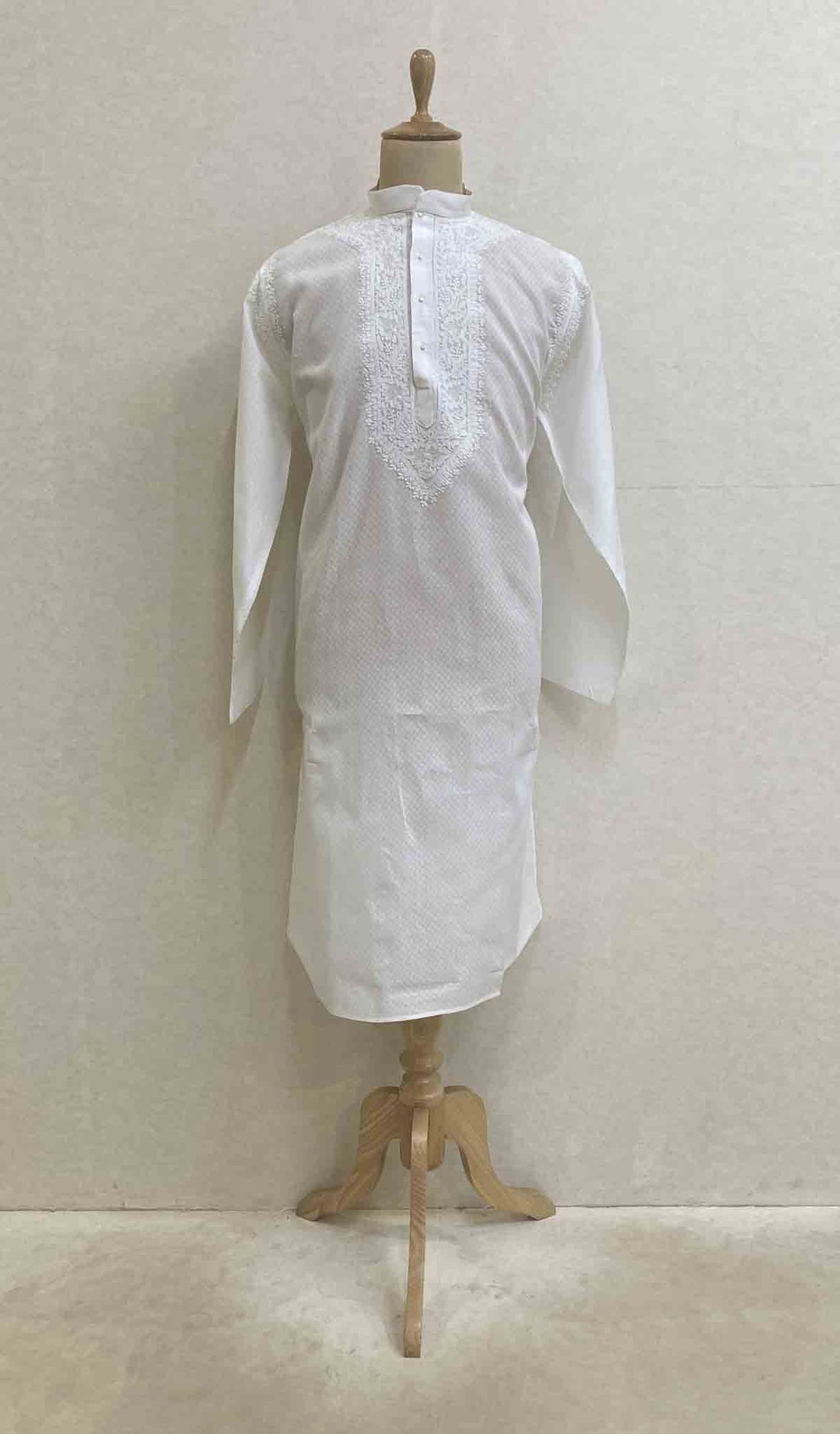 Men's Lucknowi Handcrafted Cotton Chikankari Kurta - HONC021590