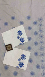 将图像加载到图库查看器中， Lakhnavi 手工制作的 Chikankari 棉质床单套装 - HONC043423