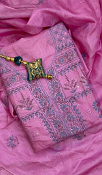 将图像加载到图库查看器中， Lakhnavi 手工制作的 Munga 丝绸 Chikankari Kurta 和 Dupatta 套装 - HONC0107601