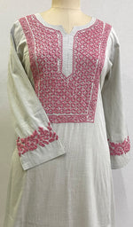 Load image into Gallery viewer, Shabina Women&#39;s Lucknowi Handcrafted Cotton Chikankari Kurti - HONC0193811
