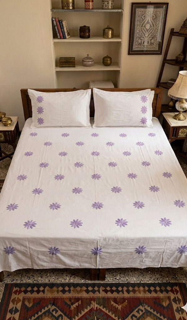 Lakhnavi Handcrafted Cotton Chikankari Bedsheet Set - HONC0373293