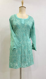 将图像加载到图库查看器中， Women&#39;s Lucknowi Handcrafted Viscose Georgette Chikankari Top - HONC0179814
