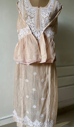 Load image into Gallery viewer, Fariah Women&#39;s Lucknowi Handcrafted Mul Chanderi Chikankari Kurti - HONC0243550
