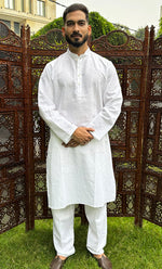 Load image into Gallery viewer, Men&#39;s Lucknowi Handcrafted Cotton Chikankari Kurta - HONC0217036
