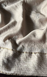 将图像加载到图库查看器中， Women&#39;s Lakhnavi Handcrafted Munga Silk Chikankari Kurta And Dupatta Set- HONC0280927
