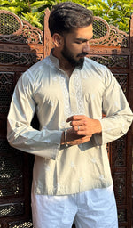 Load image into Gallery viewer, Men&#39;s Lucknowi Handcrafted Cotton Chikankari Short Kurta - HONC0148535
