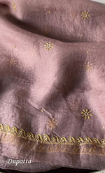 将图像加载到图库查看器中， Women&#39;s Lakhnavi Handcrafted Pure Organza Chikankari Unstitched Kurta And Dupatta Set- HONC0318670
