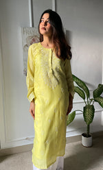 Load image into Gallery viewer, Amayra Women&#39;s Lucknowi Handcrafted Maheshwari Mul Chanderi Chikankari Kurti - HONC0300055
