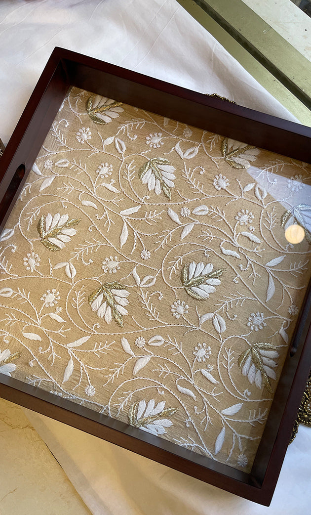 Elegant Wooden Chikankari Tray – Handcrafted Lucknowi Embroidery - HONC0310867