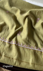 Load image into Gallery viewer, Mehr Women&#39;s Lakhnavi Handcrafted Maheshwari Mul Chanderi Kurta And Dupatta Set- HONC0294448
