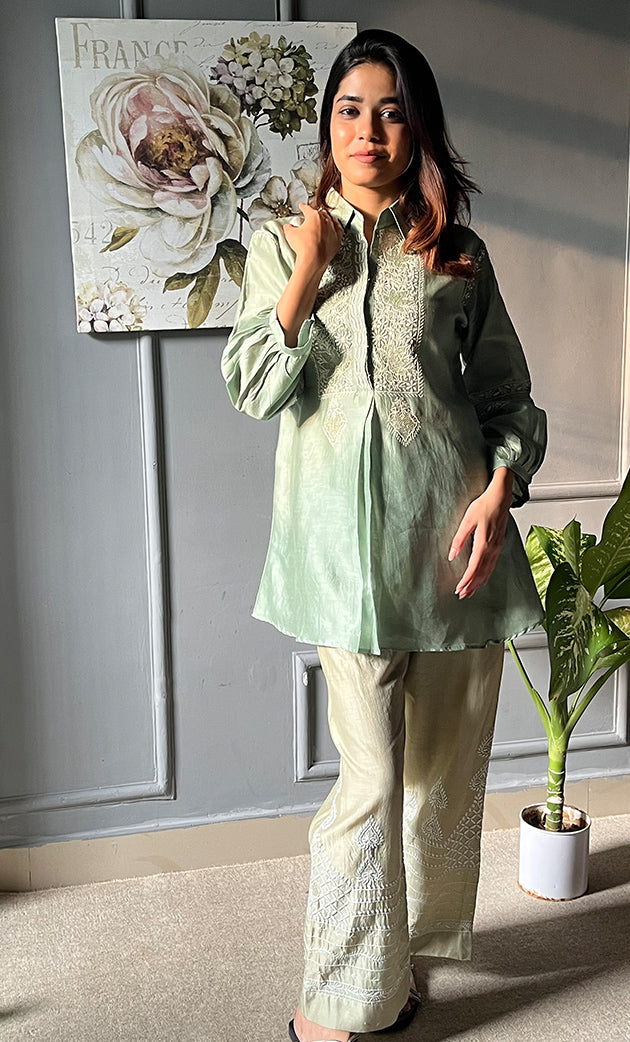 Afifa Women's Lakhnavi Handcrafted Chanderi Silk Chikankari Top And Pant Set - HONC0307942