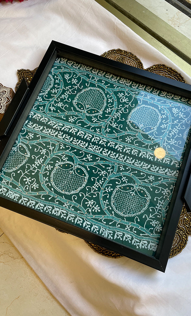 Chikankari Tray with Four Coasters - HONC0313503