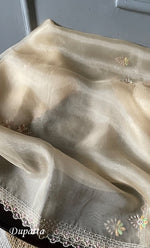 将图像加载到图库查看器中， Women&#39;s Lakhnavi Handcrafted Pure Organza Chikankari Unstitched Kurta And Dupatta Set- HONC0267234
