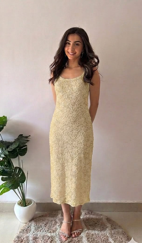 Shruti Women's Lakhnavi Handcrafted Viscose Georgette Chikankari Kurti with Slip.- HONC0164820