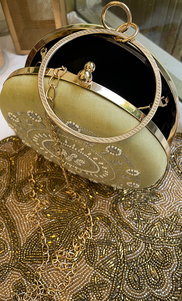 Elegant Floral Chik0ankari Handle Clutch - HONC0313573