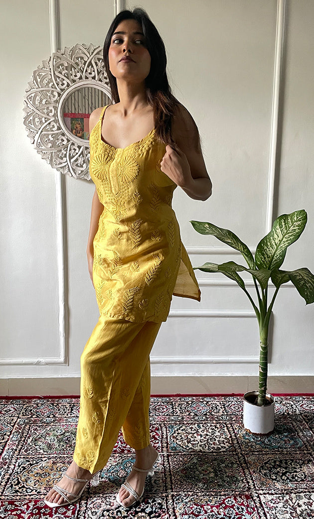 Amreena Women's Lakhnavi Handcrafted Chanderi Silk Chikankari Top And Pant Set - HONC0322964